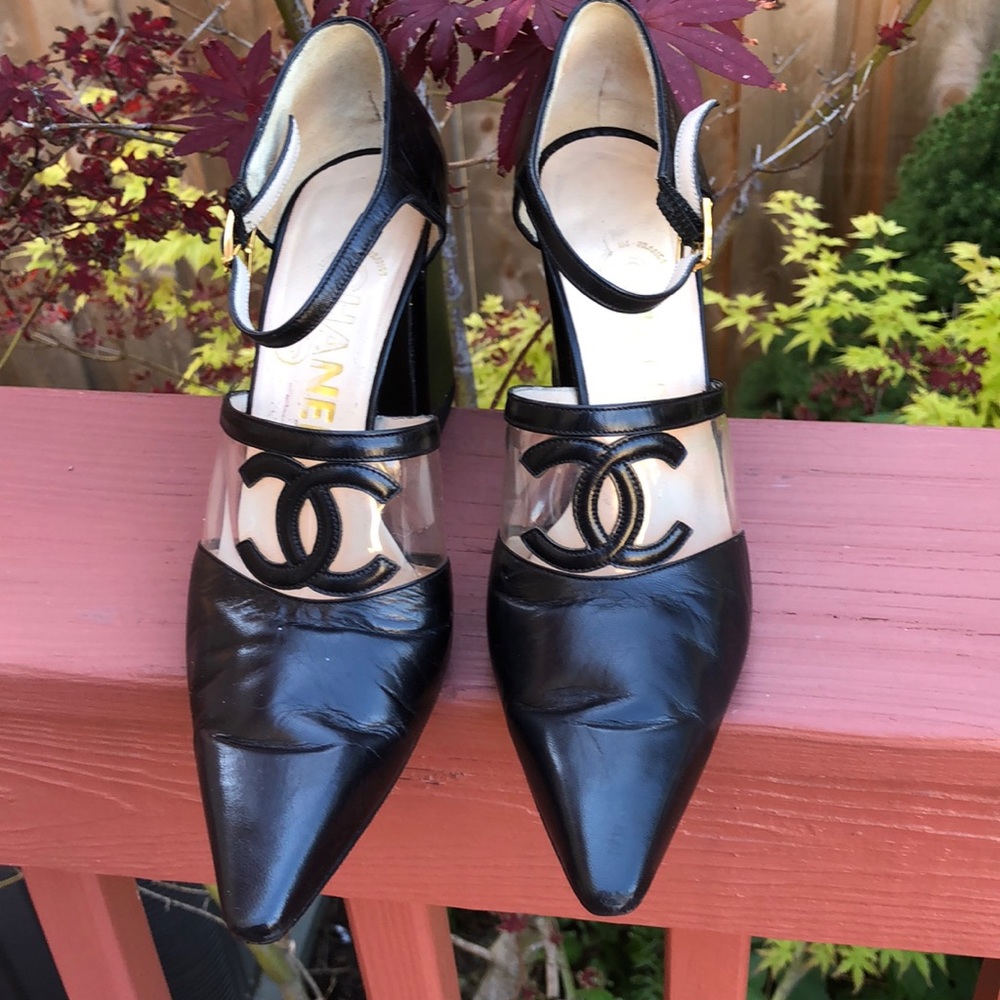 CHANEL black shoes size 36.5”, heels 3”